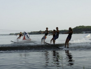 Ecole de ski nautique dans le 33